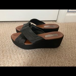 Steve Madden platform sandals